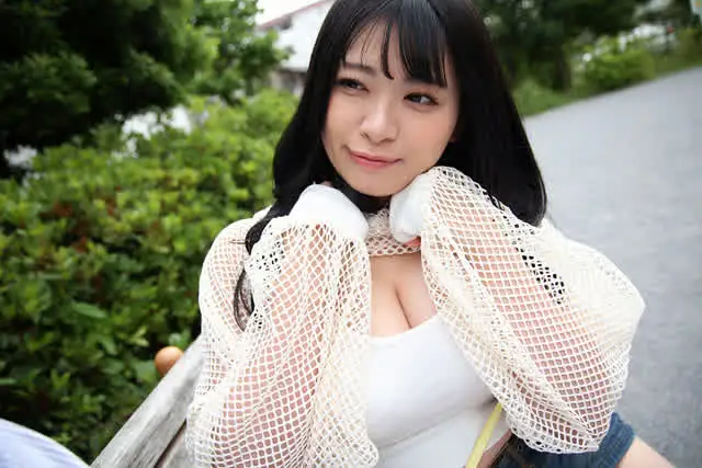 試しに始めたマッチングア… マッチングアプリで知り合った巨乳タダマン女