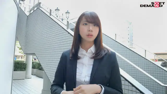 【ロケットおっぱいと超高… 【初撮り】営業成績が優秀な生保レディ はるな 23歳