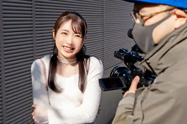 街で見かけた女子大生に「… 女子大生が 凄いテク我慢ゲームにチャレンジ！ひかる