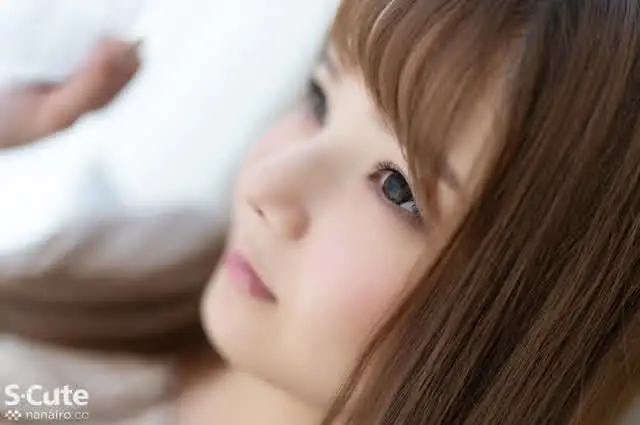 画面越しでもハートを射貫… S-Cute あんな（21） モチ肌色白美少女のはにかみエッチ