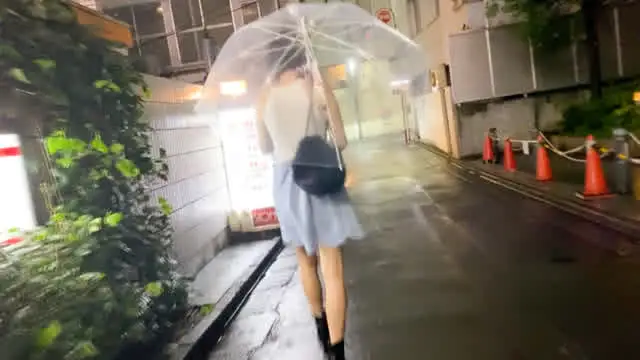 知り合いのツテで紹介され… 【裏風俗】【怒涛の4連射】【潮イキ】