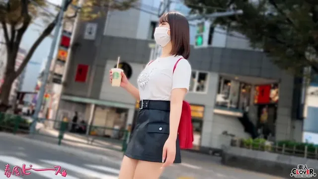 都内某所を散策中、カフェ… 量産かわいいハタチ娘