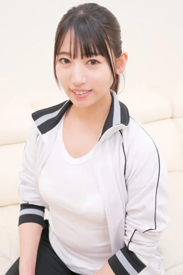 ネットで現役小○○○○を… 本物 小●●●●にガチ依頼！ 宇流木さらら
