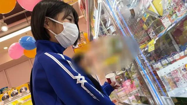 元教え子の19歳とハメ撮… 19歳になった元陸上部の教え子の処女貫通！