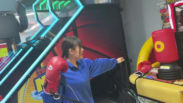練習帰りでジャージ姿のま… 女子テニス部員をOBがお持ち帰りして無許可中出し
