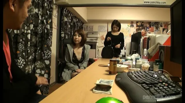 大阪娘(20歳・お弁当屋… 見た目は真面目でも狂っちゃったらド淫乱過ぎる 大阪娘