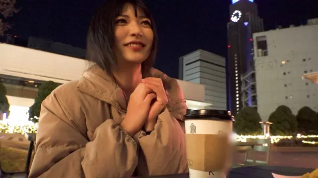 ナヨナヨした彼氏を嫉妬さ… ビデオ通話で浮気SEXを実況しちゃう21歳のヤリマン彼女