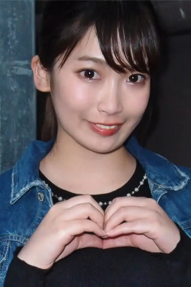 可愛くて、巨乳でGカップ… りかさん 21歳 Gカップ女子大生 【ガチな素人】