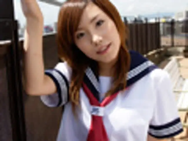 制服がその辺の現役よりも… 100％ハメ撮り！ あいり2