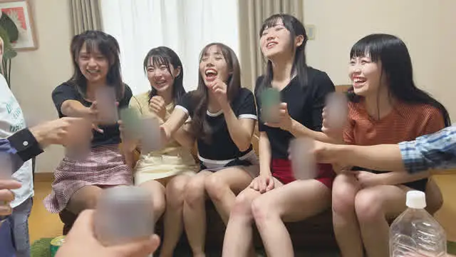 大好評第3弾！酒池肉林確… ヤリマン陽キャビッチ アフターピル3錠目