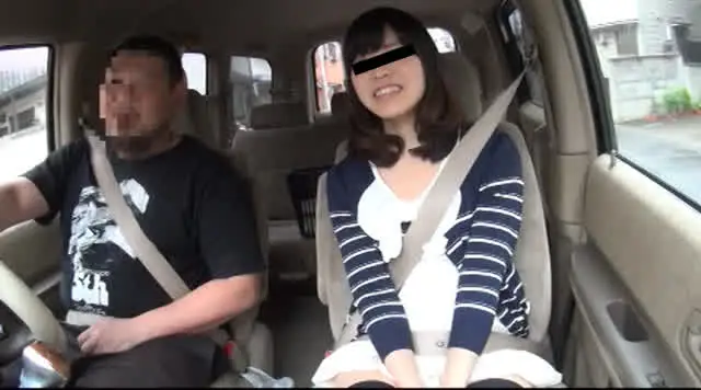 『脱ぎ・お触り一切無し…… 車の中でセンズリ見てもらったら興奮しちゃった素人娘