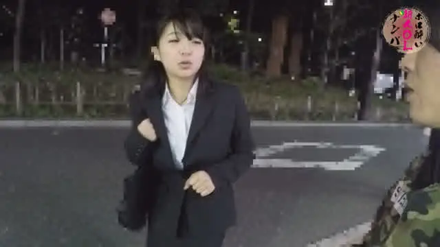 春先の繁華街は酒に慣れな… ホロ酔い新人OLナンパ