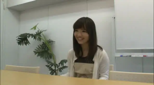 人懐っこい笑顔の可愛い素… 新・素人娘、お貸しします。28
