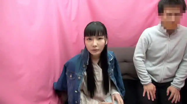 黒髪ロングで真面目そうな… ゆりあさん 19歳 パイパン女子大生 【ガチな素人】