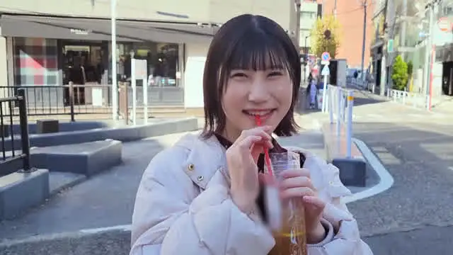 本作は素人作品です。出演… エモい女の子。 ユイ（21）