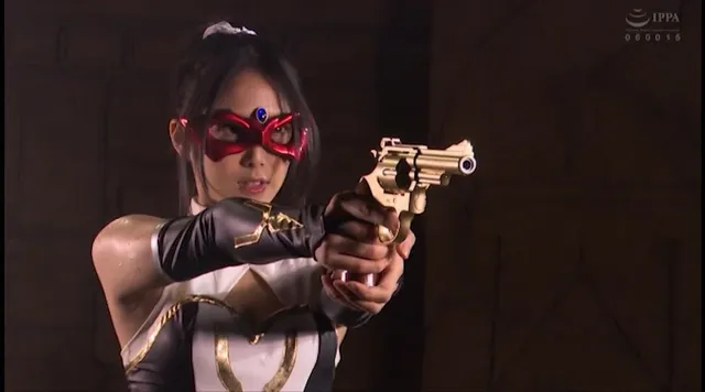 マリア救出に失敗し魔鏡に… 聖銃士シスターナディア ～魔鏡打破への賭け～