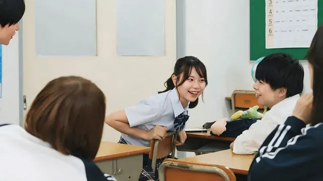 放課後に彼氏とイチャイチ… こじらせJ係が教師とのセックスで性に目覚めてイク…