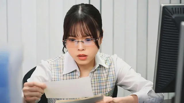 「この領収書は何ですか？… OLがデリヘル嬢で痴女だった。宮本さん編【配信限定】