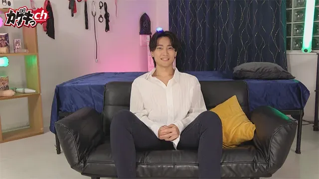 はにかみ笑顔がキュートな… イクイク！おちんちん研究 target理玖くん