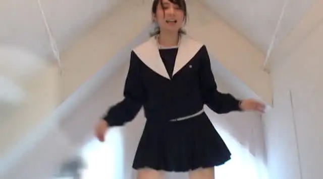 お嬢様の生汗100％Hy… 汗だくダンス 部活シゴキ（1） ももか