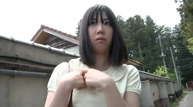 野外で女の子に声をかけて… 野外素人肛門見せ13