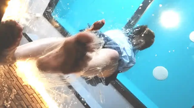 ここまでしてくれるモデル… みくちゃんの裸足で金魚CRUSH 最終章