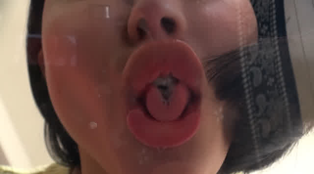女性のベロに性的興奮する… 舌苔痴女（ぜったいちじょ） 羽生アリサ