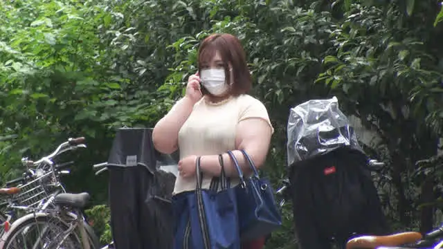 （1）デリヘル呼んだらま… デリヘル呼んだら入社したての爆乳ぽっちゃり新入社員