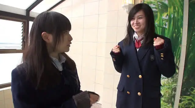 制服水泳大会へ向けて完全… 制服での特別練習