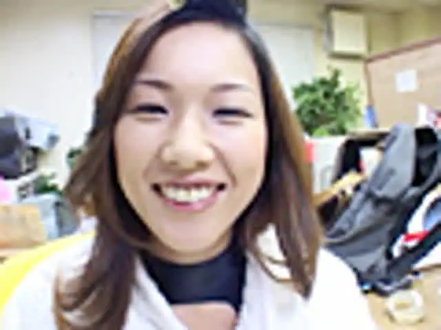 【1ROUND】楠木さや… 腹パンチ対決1 楠木さやかVS三上翔子