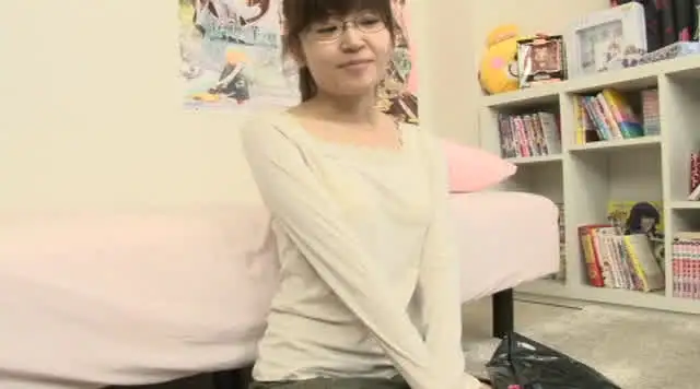 「わたしおっきい胸しか…… 地味子は隠れ巨乳8 えりか