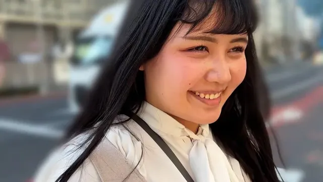 M男が街中で女性に声をか… M男が街中で女性に声をかけてキスさせてもらう みのり