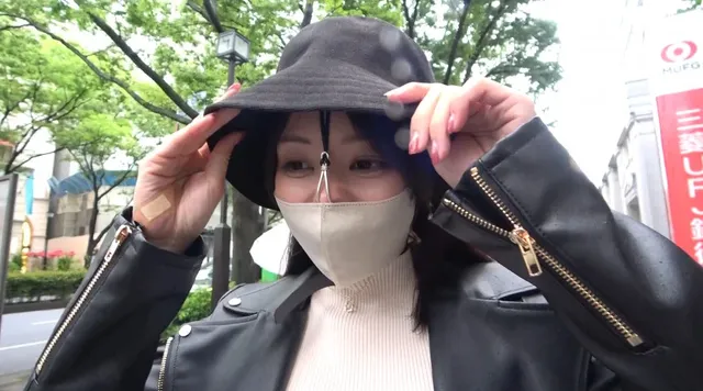 一般的に、周囲から「美し… わたしの豚ヅラ、見てください。 足立友梨