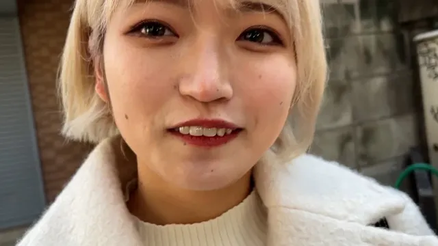 鼻フェチ女性たちがM男に… ソフトな言葉責めをする美女がM男に濃厚鼻フェラ