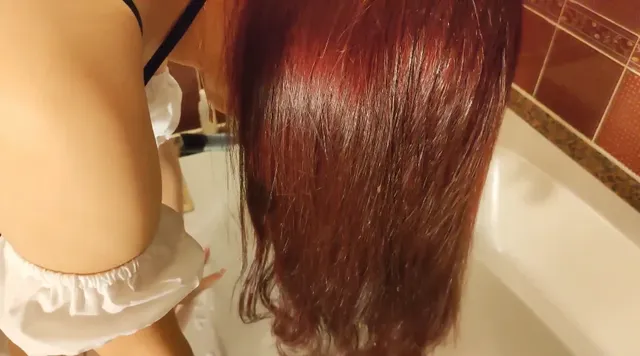 今日の出勤も、いいお客ば… 巻き髪ロングヘアキャバ嬢 オフモードシャンプー