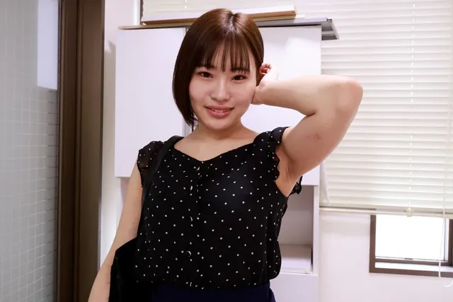あざとい女子社員がワキを… ドピュCH ゆうか