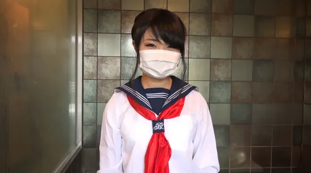 長袖セーラー服中間服に赤… セーラー服・泥だらけ3
