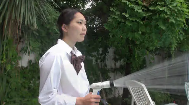 不真面目な生徒には暑い中… 後輩のいたずら心