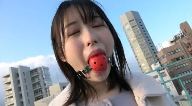 嘘くさい喘ぎ声なんて必要… 涎と少女とボールギャグ 天馬ゆい