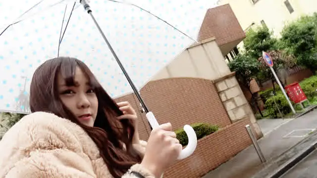 顔付きがエロいあやちゃん… 犬嗅ぎ娘 ウンチも出ちゃう あや編
