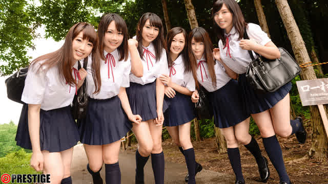 巷を賑わせた人気シリーズ… すんげぇぬるぬる！！COMPLETE！！ 巨乳J●9人