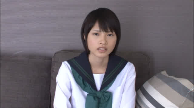 今回撮影したのは、透明感… 制服美少女と性交 上戸そら