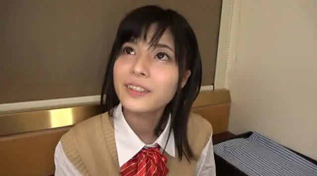 訛りがある田舎の娘だが、… 地方在住ツルペタ美少女と拘束中出しSEX