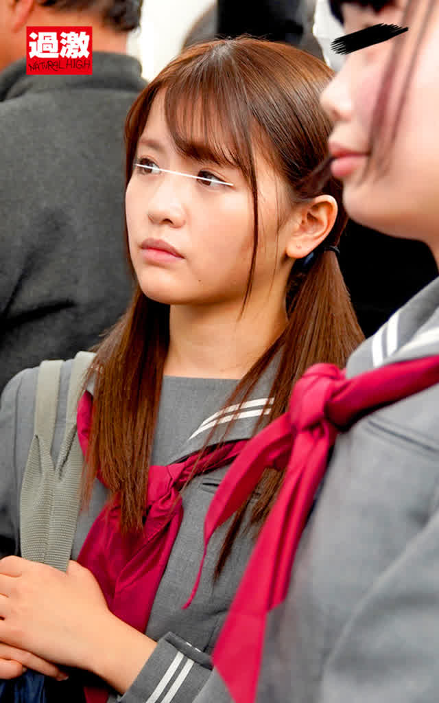 オジサン好きな女子校生が… 唾液ダラダラ接吻痴漢4 密着して舐めまくる痴女子○生