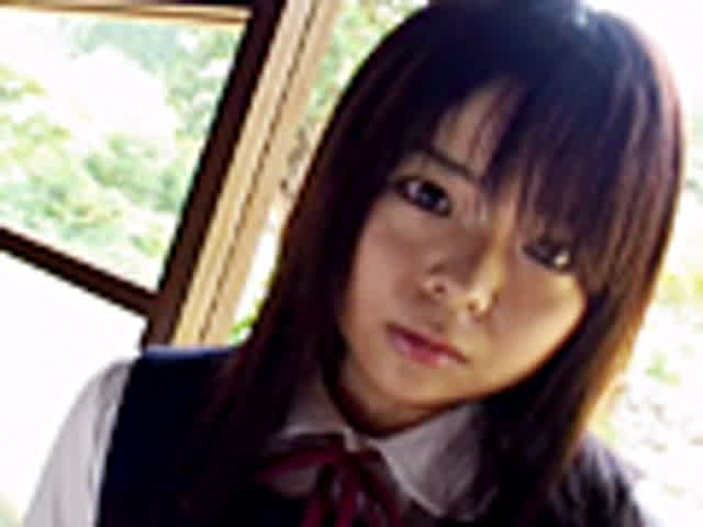遠くの故郷を思い、幾人か… 故郷の女子校生 大崎ちわ