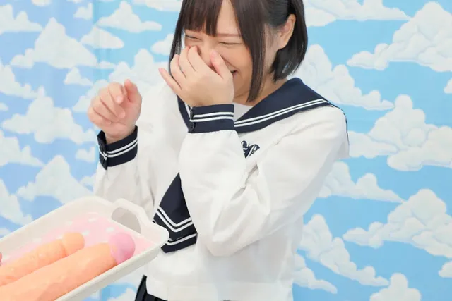 女○○生にチンポが大き過… 池袋で見つけた優しい女●●生に素股 一条みお