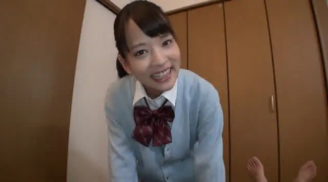 【4人とも可愛い子ちゃん… Hをリードするスケベなパイパン女子校生