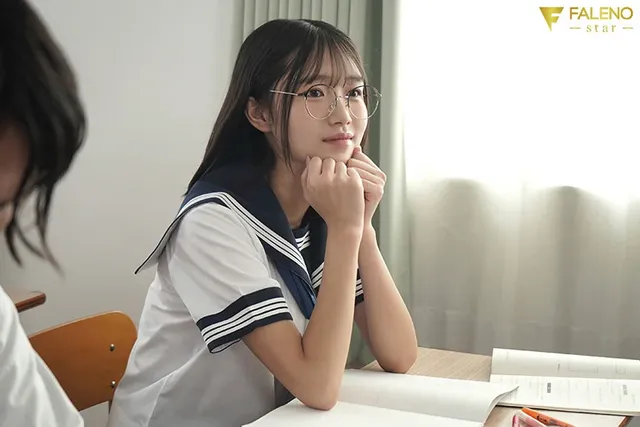 クラスでも地味で大人しい… 放課後ラブホで 滅茶苦茶セックスした…。 生田さな