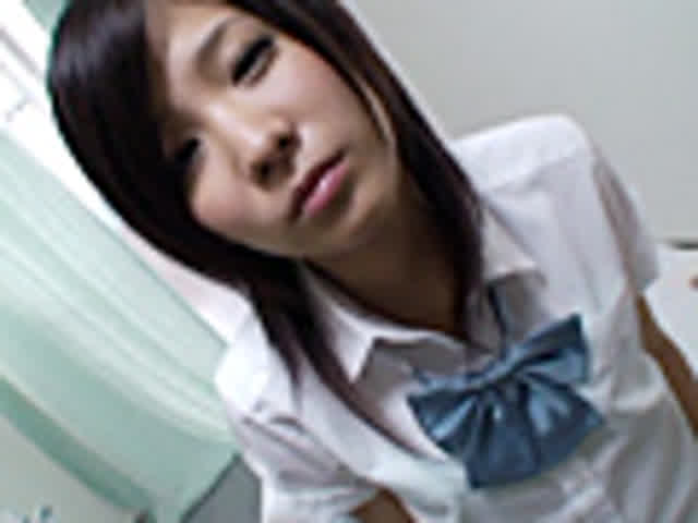 男の部屋でフェラ抜きして… ウリをはじめた制服少女84