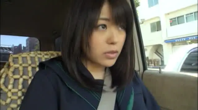 初対面はヤルきのないク○… 素人セーラー服生中出し（改）105 りの
